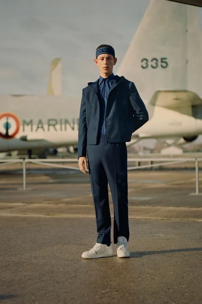 Look 23